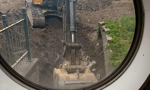 L'excavation au jardin, 11 juin, 2020